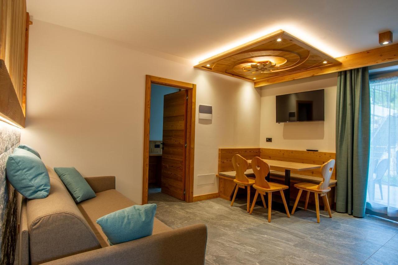 Dolomites Chalet Wolf Molveno Eksteriør bilde