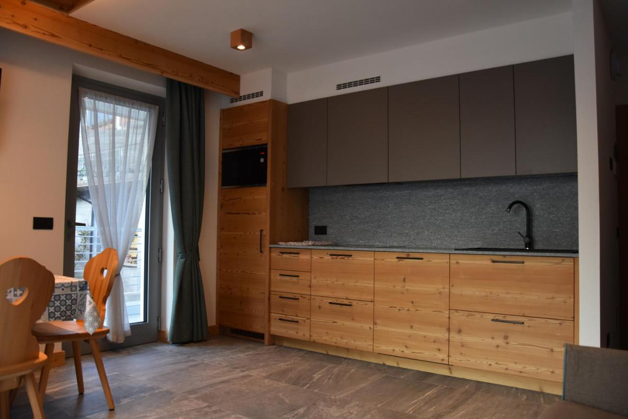 Dolomites Chalet Wolf Molveno Eksteriør bilde